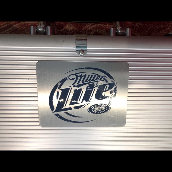 “MILLER” Poker Set High Life / Aluminum case - Picture 2 of 11